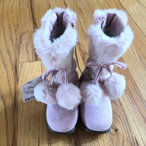 Toddler girl size 6 boots. New with tag